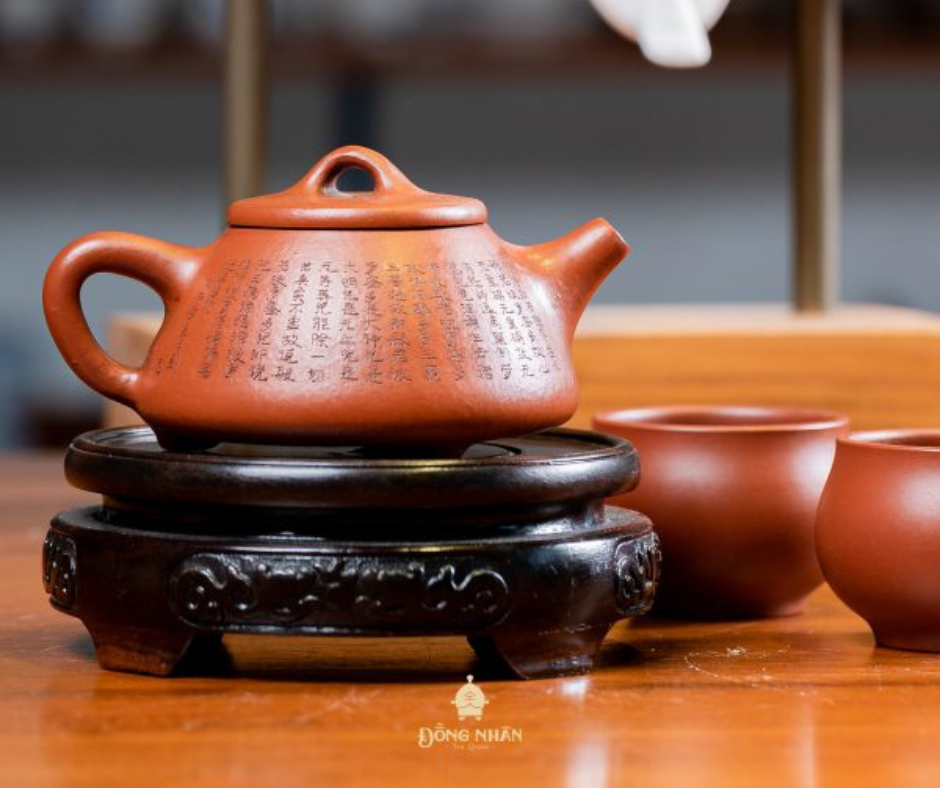 Dáng Ấm Thạch Biều